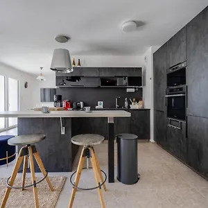 Tera - Joli T2 Avec Garage Pour 4 Personnes Proche Appartement